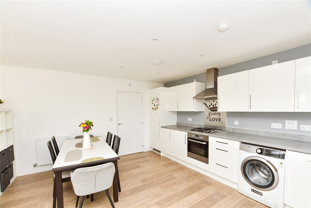 Property photo 1 of 13 Kitchen/Lounge/Diner