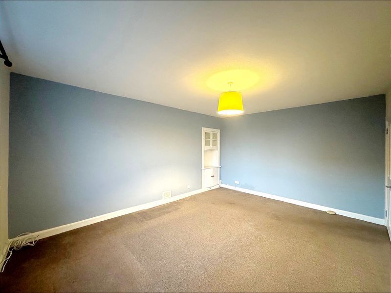 Property photo 3 of 14 Photo 5