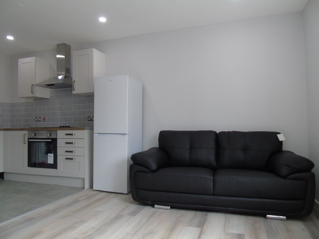 Property photo 1 of 10 One Bedroom Duplex Flat To Rent