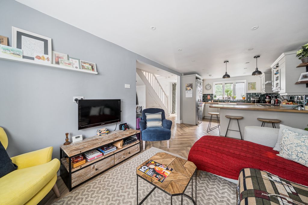 Property photo 2 of 16 Open Plan Living Room/Kitchen