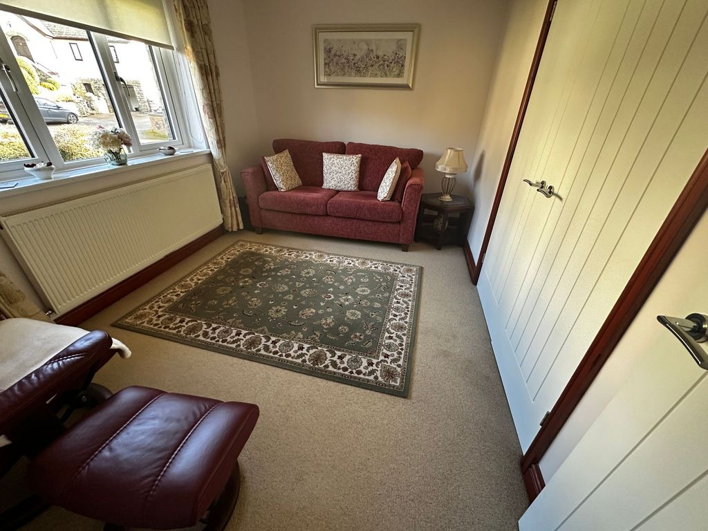Property photo 3 of 26