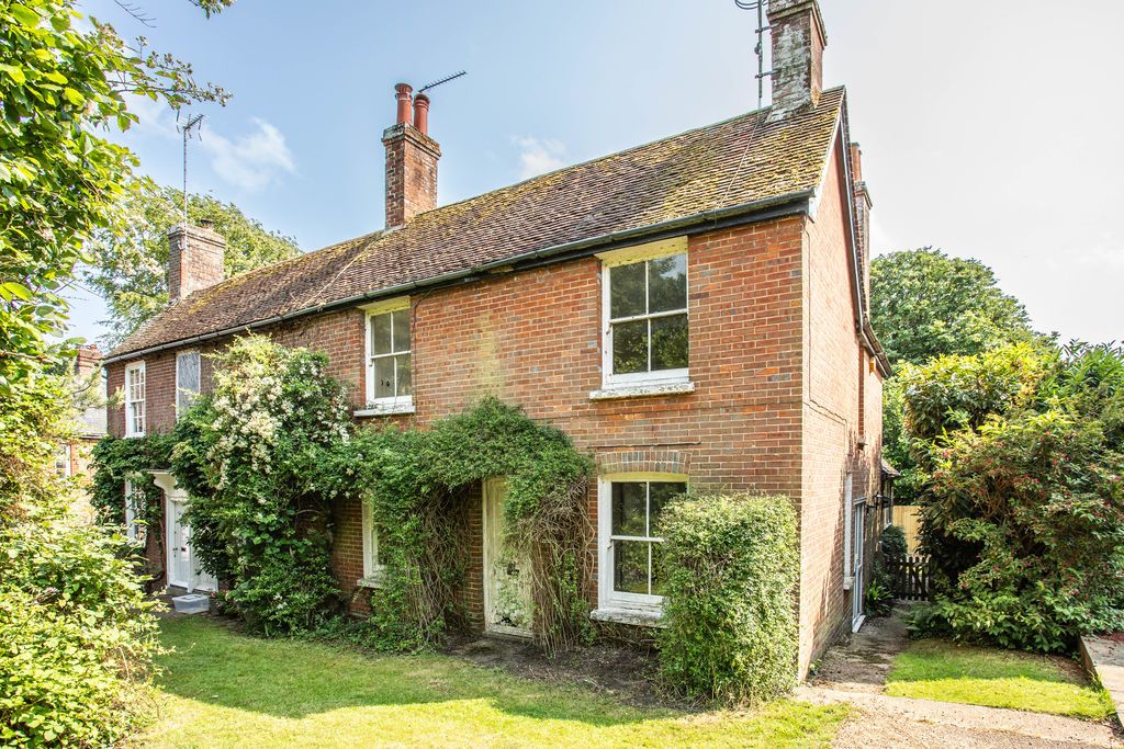 Property photo 1 of 11 Photo 11