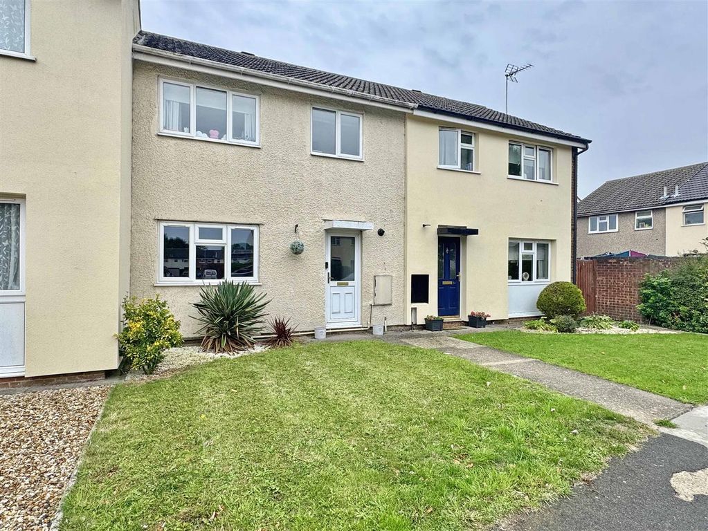 Property photo 1 of 18 Front.Jpg