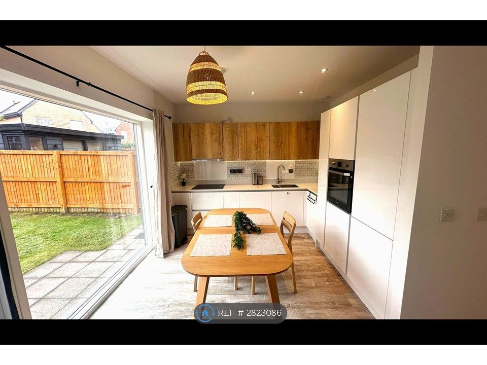 Property photo 1 of 35