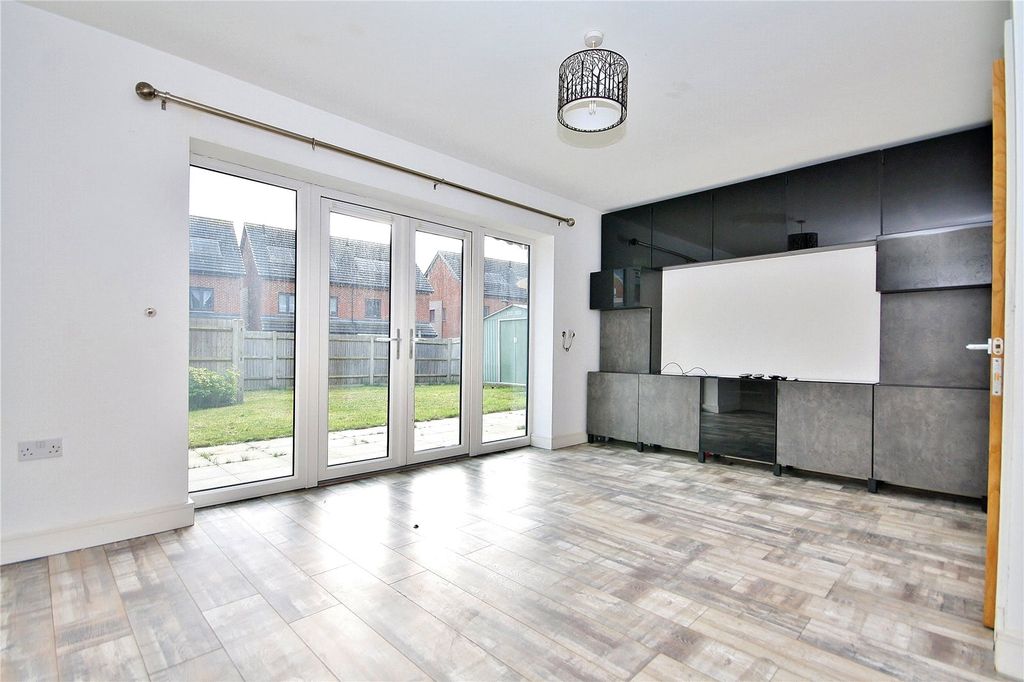 Property photo 3 of 12 Picture No. 03