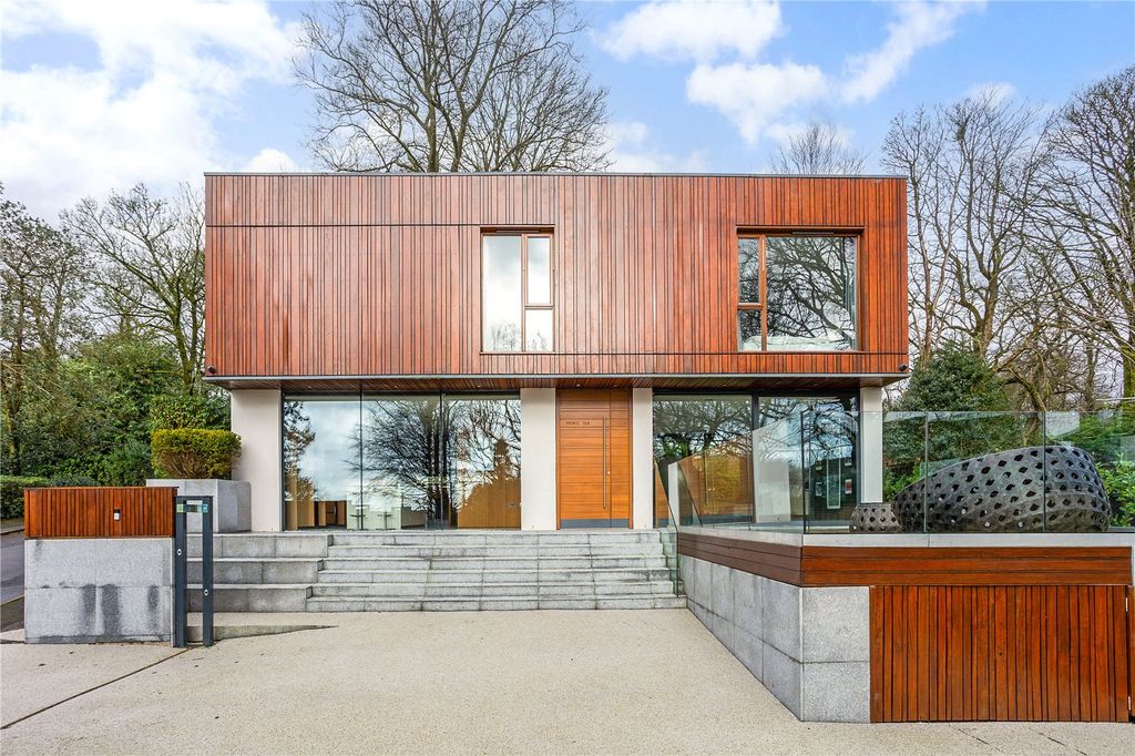 Property photo 1 of 28 External