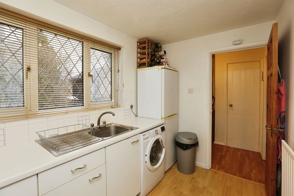 Property photo 3 of 11 Pbox-Img.Jpg