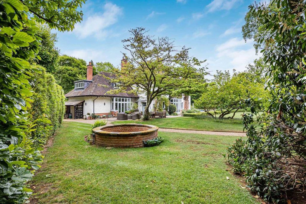 Additional image 36 of 7 bed detached house for saleHarpsden Woods, Harpsden, Henley-On-Thames, Oxfordshire RG9
