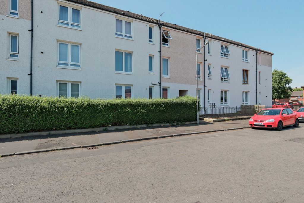 Property photo 1 of 21 5270531