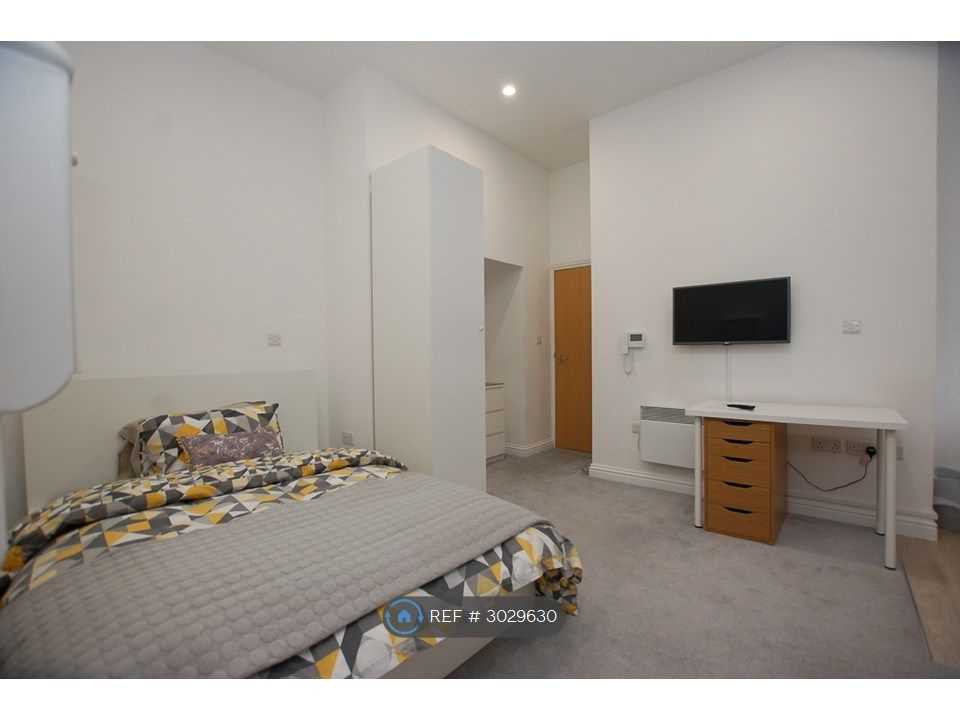 Property photo 3 of 6