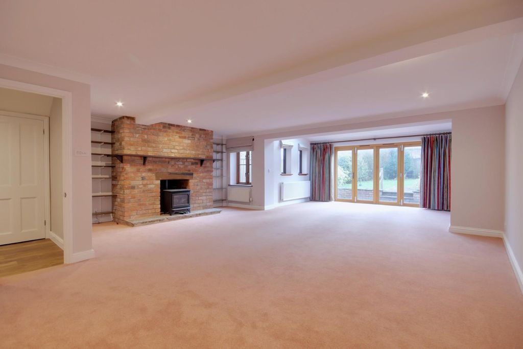 Property photo 3 of 13 Living Room