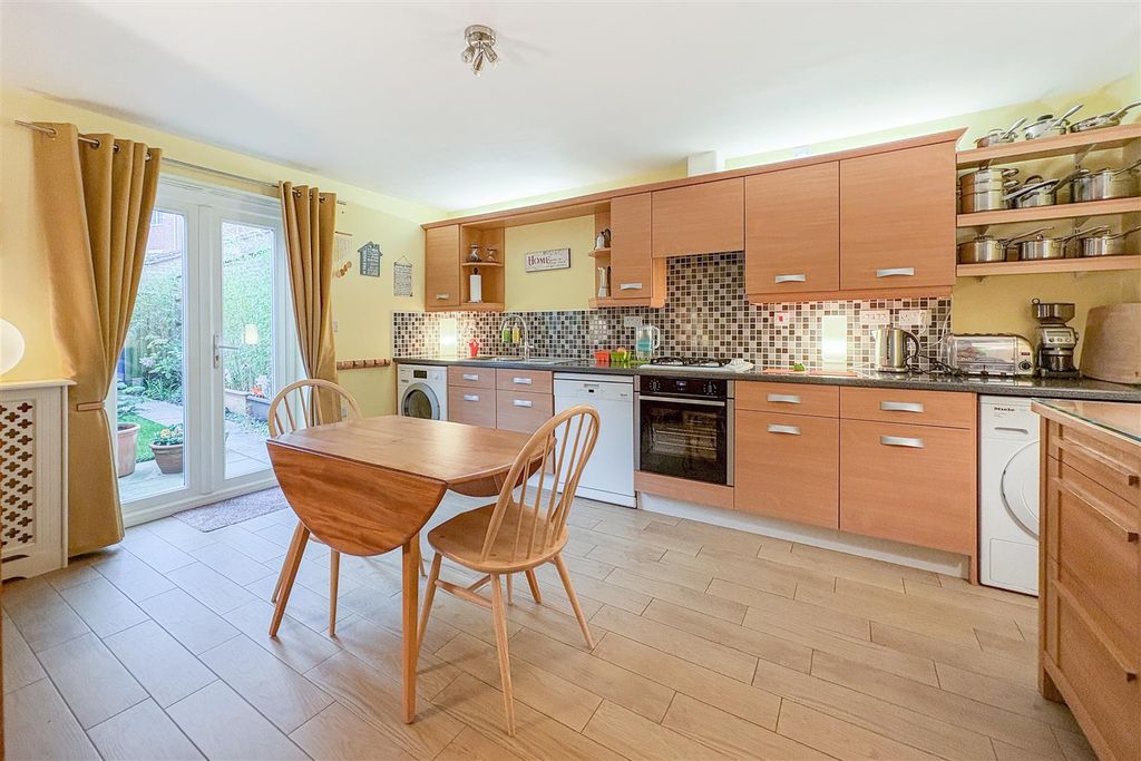 Property photo 3 of 30 5