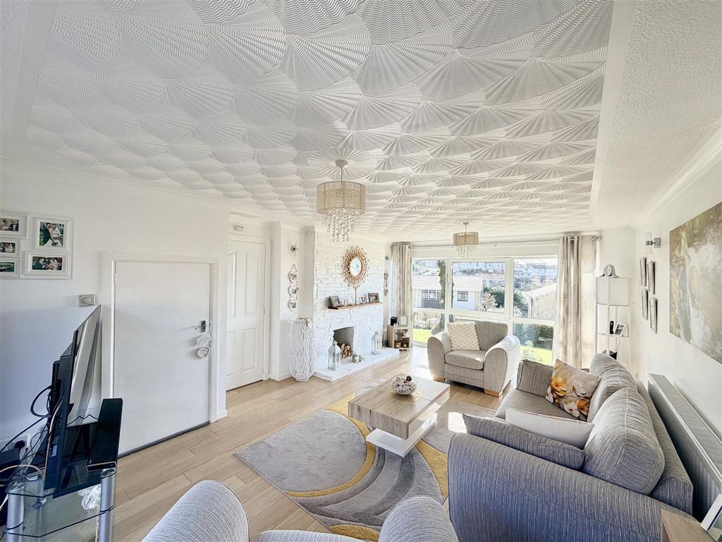 Property photo 3 of 34 Img_4531.Jpeg