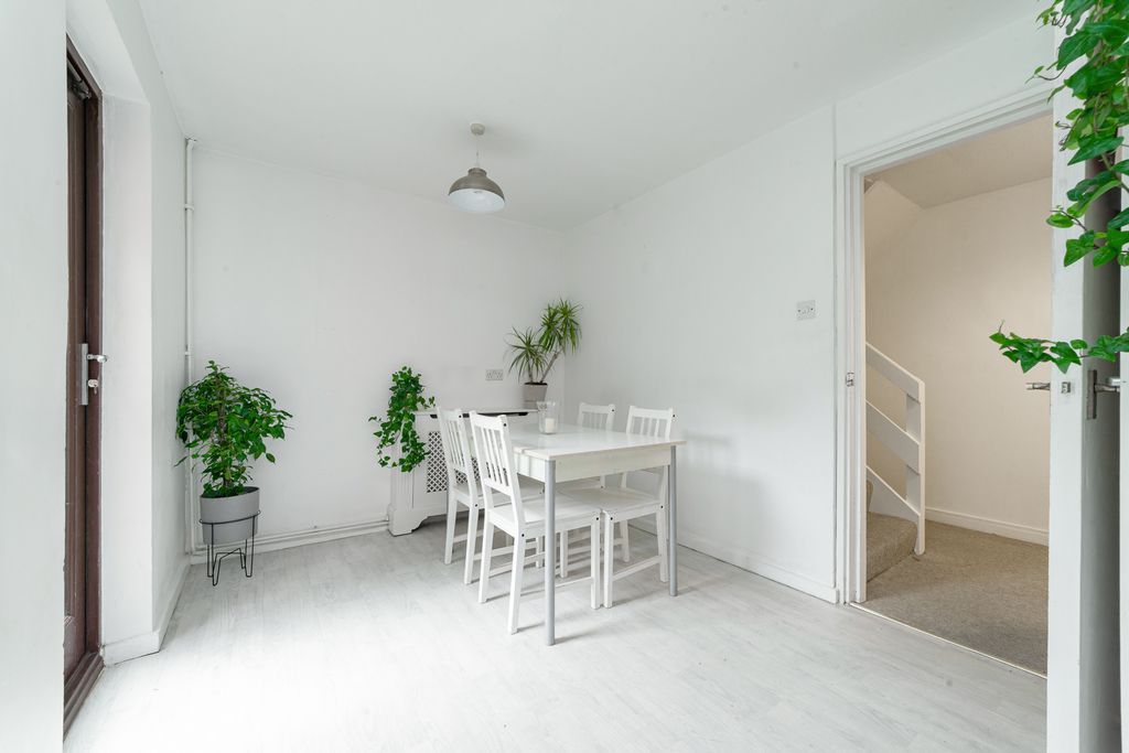 Property photo 1 of 29
