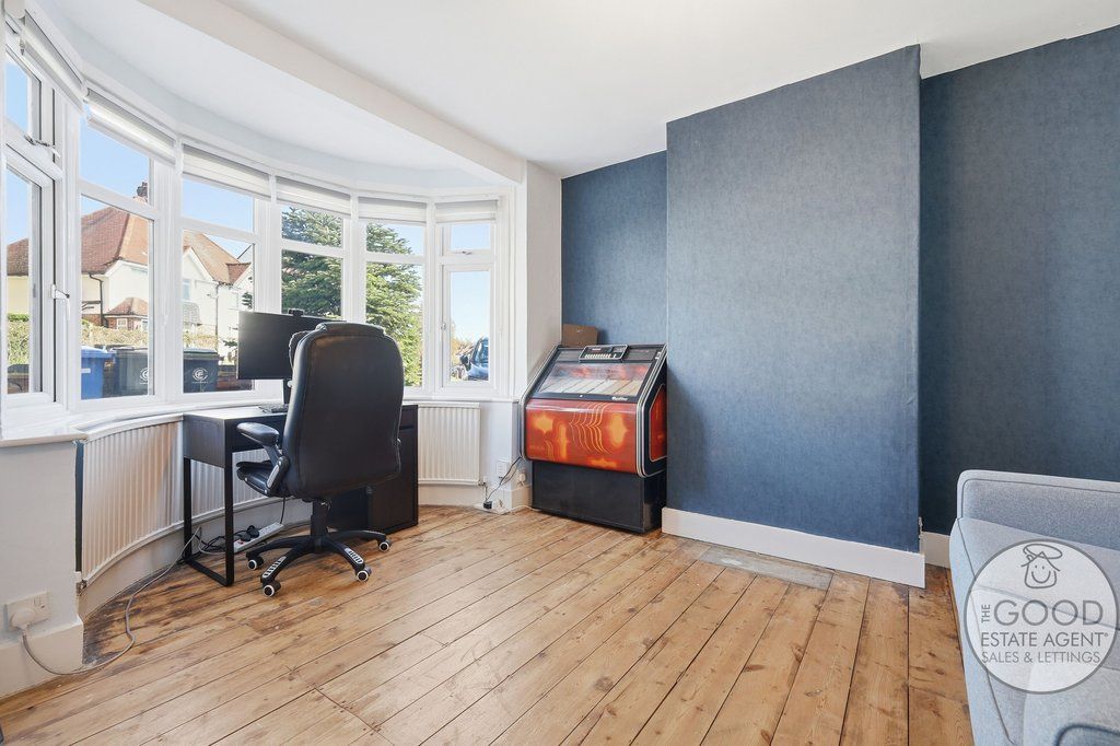 Property photo 2 of 21