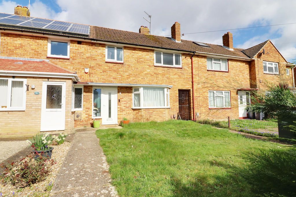 Property photo 1 of 12 Front