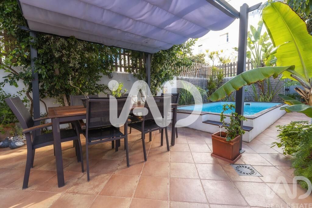 Property photo 2 of 30