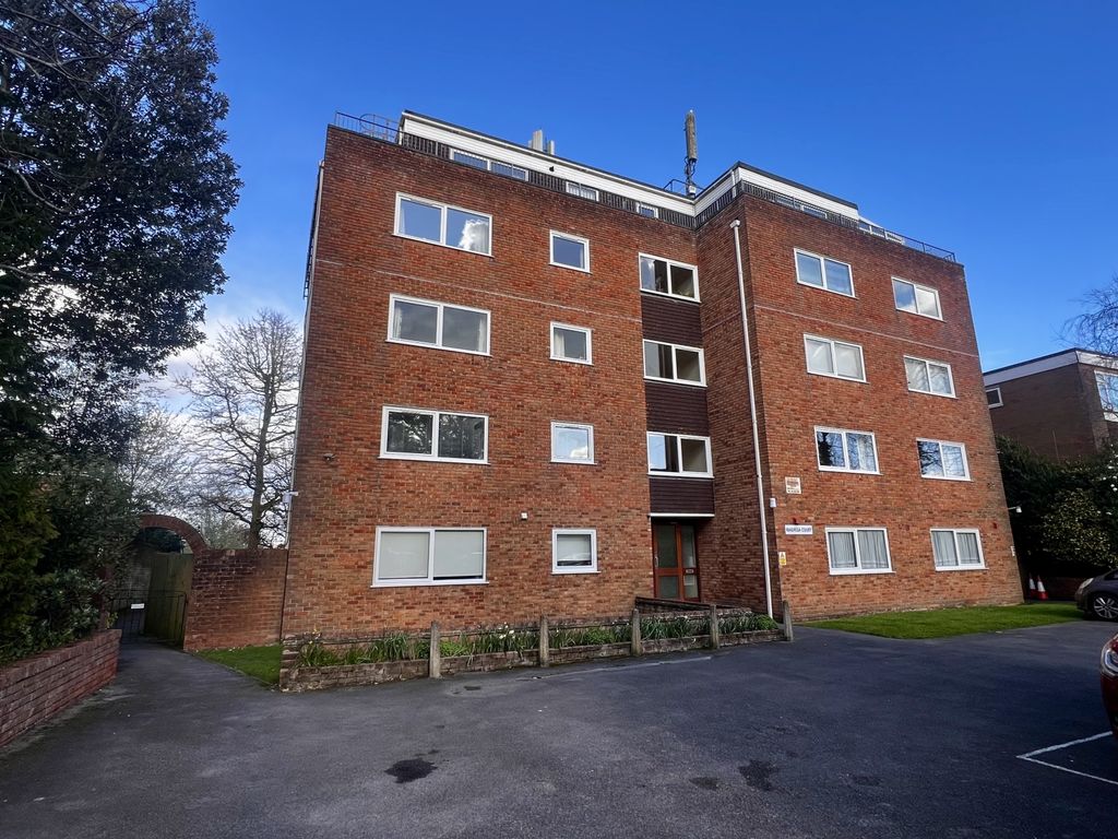 Property photo 2 of 14 Img_0815