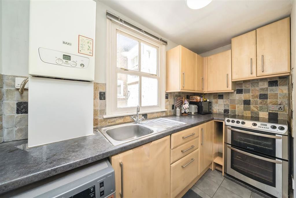 Property photo 3 of 4