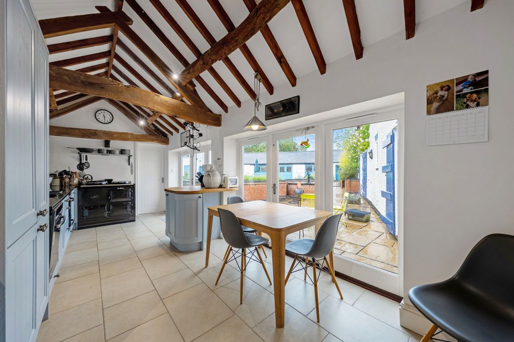 Additional image 12 of 5 bed detached house for sale9 Swinnertons Lane, Yelvertoft, Northampton Northamptonshire NN6