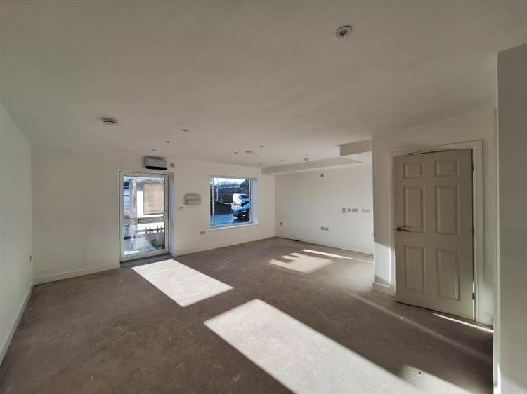 Property photo 3 of 4