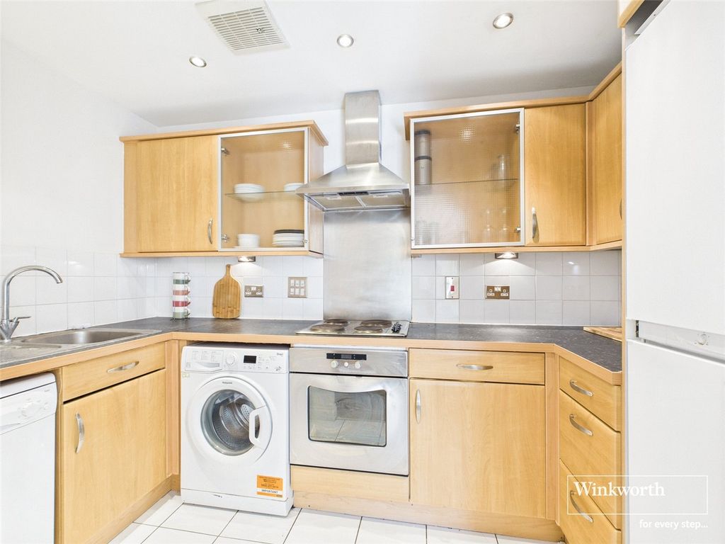 Property photo 3 of 14 Picture No. 23