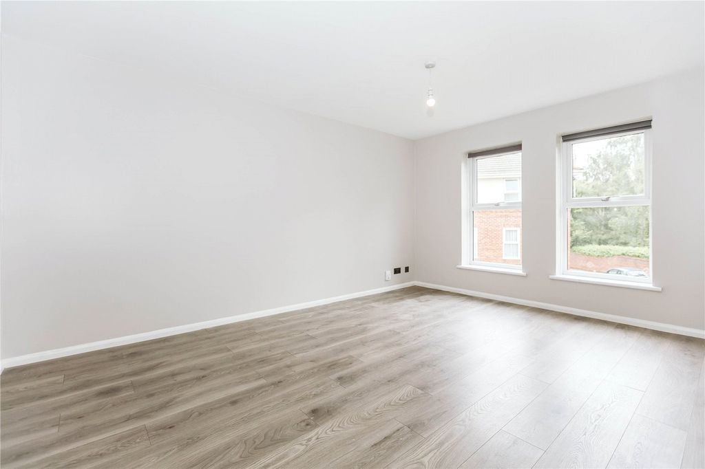 Property photo 3 of 10 Picture No. 07