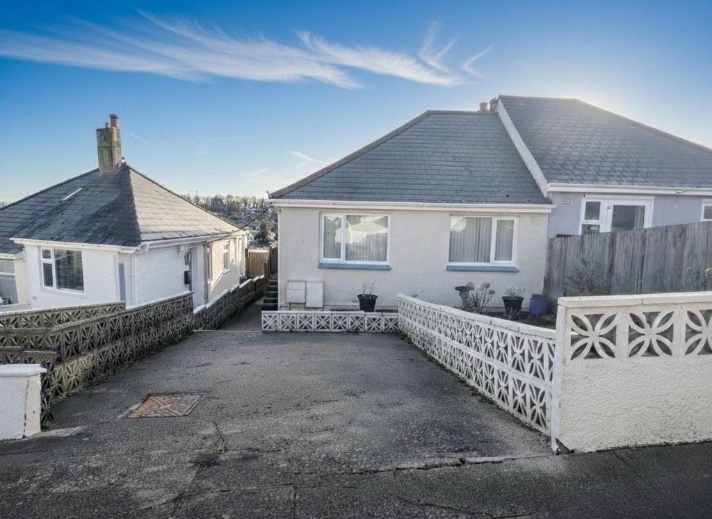 Property photo 1 of 14 The Property