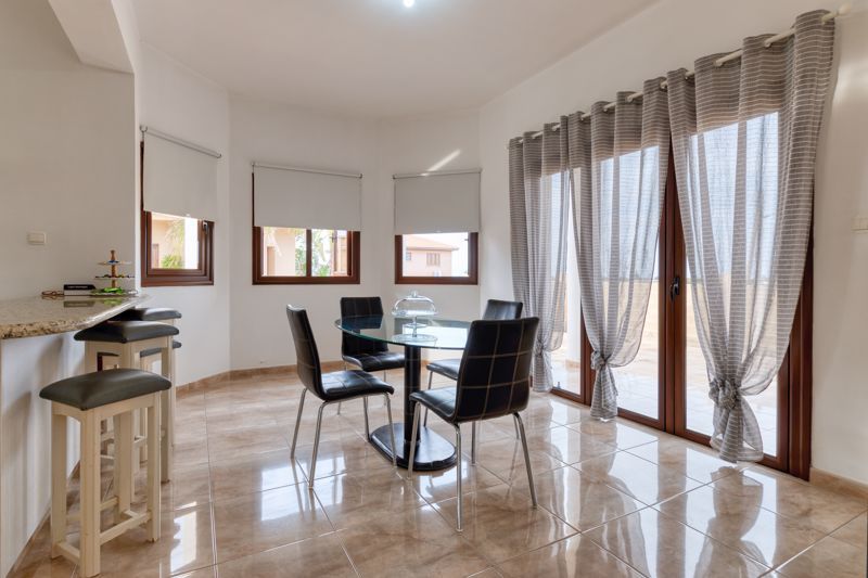 Property photo 2 of 23 Dining Area