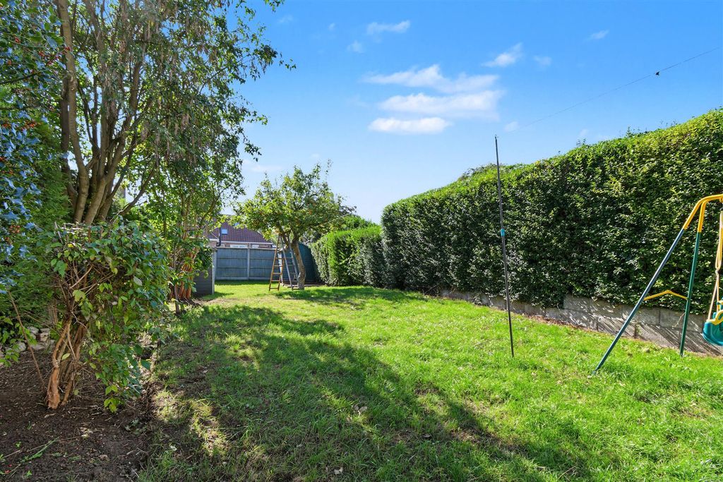 Property photo 2 of 22 Rear Garden