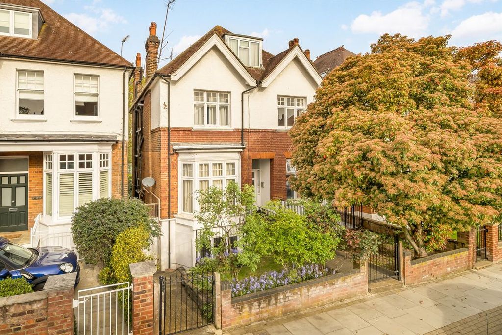 Property photo 1 of 5