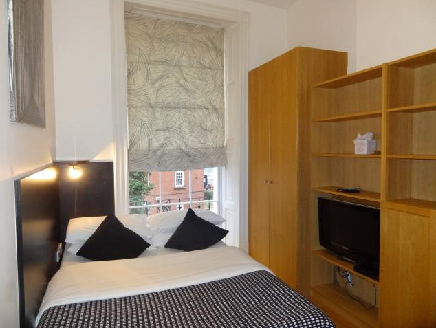 Property photo 1 of 6 Studio To Rent Bloomsbury