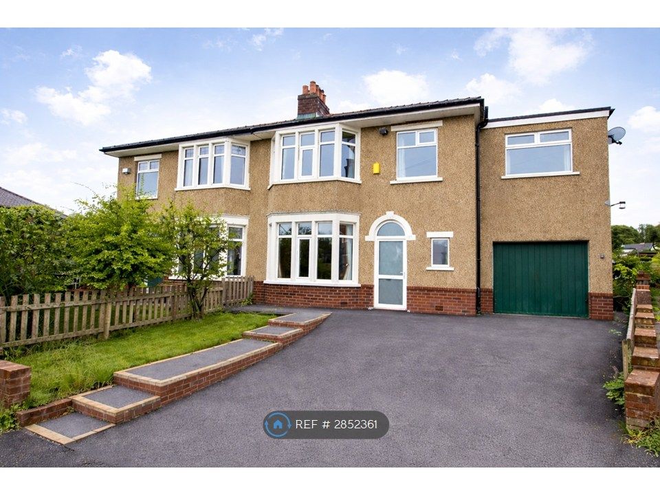 Property photo 1 of 35 Montreal Road, Blackburn