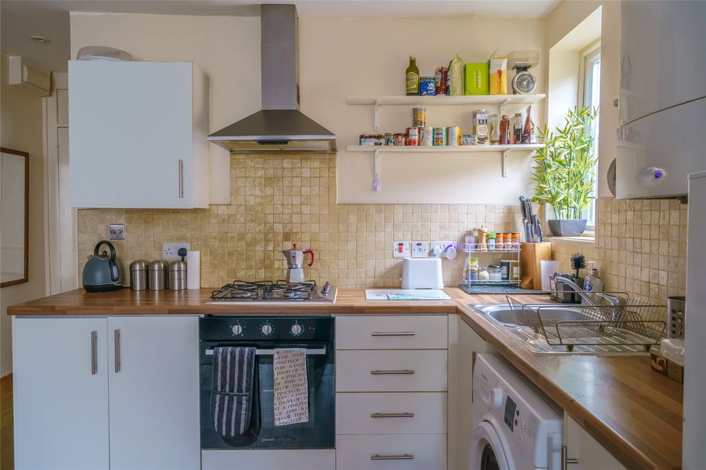 Property photo 3 of 6 Kitchen Detail