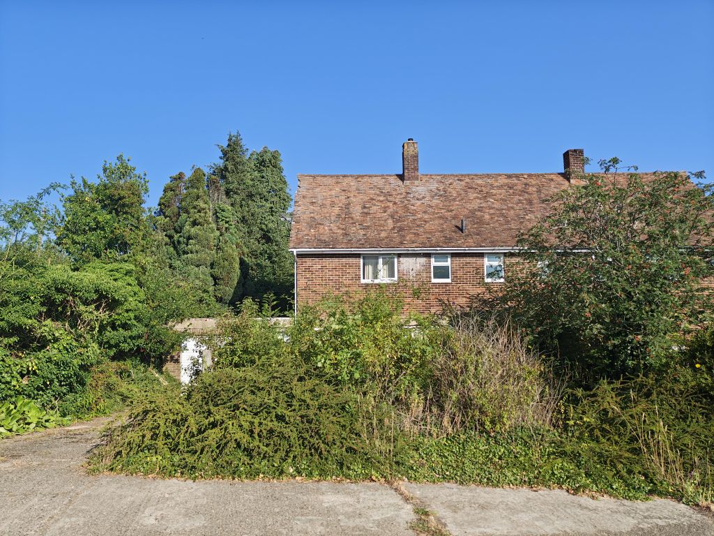 Property photo 3 of 4 20260730-Exterior-10-Rksudv83Jhtmmqnb.Jpg
