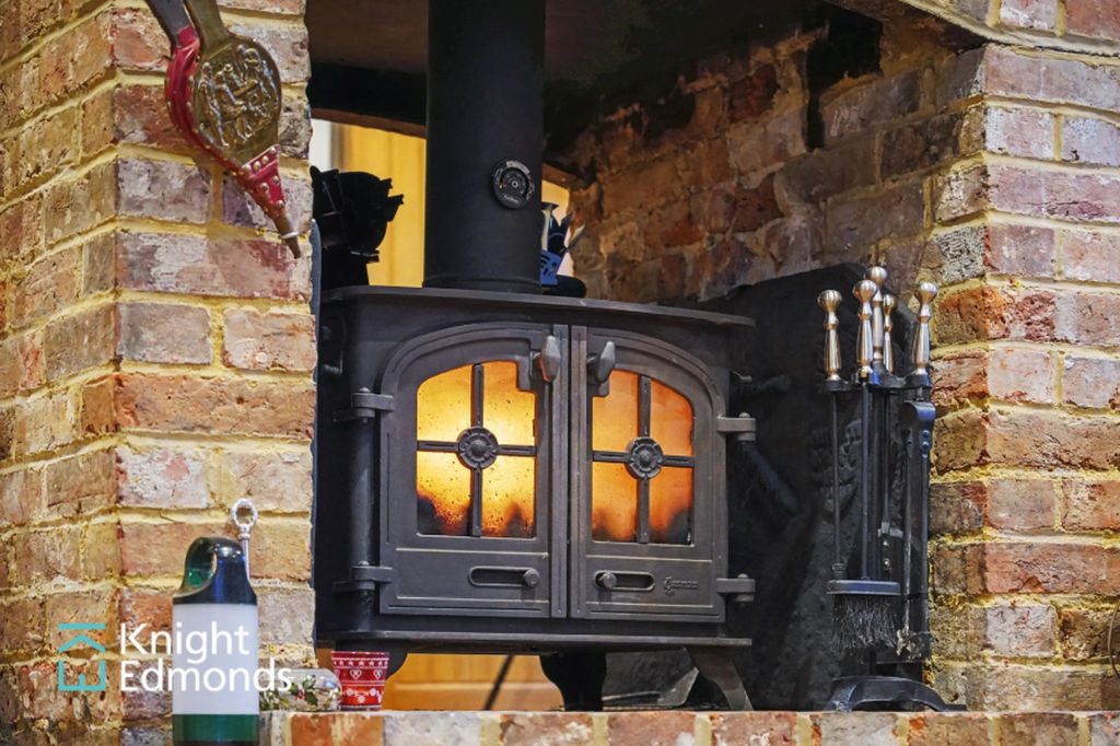 Property photo 3 of 31