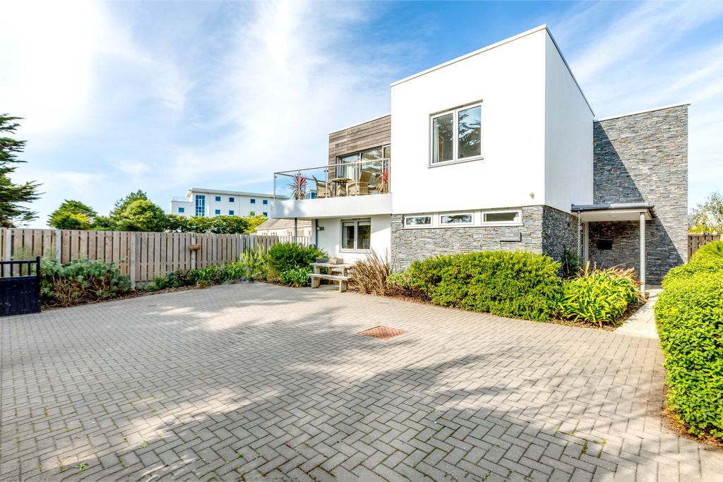 Property photo 1 of 31 1 Trenoweth