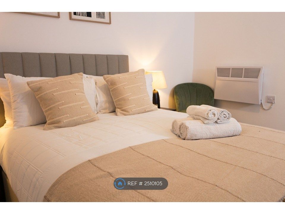 Property photo 3 of 33