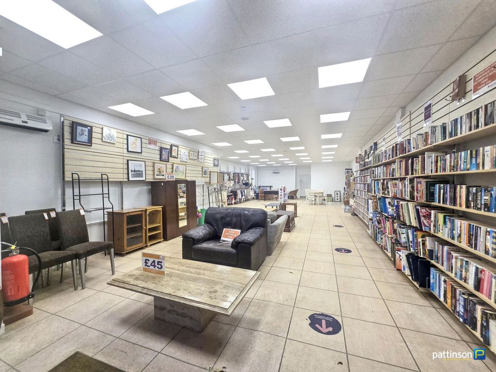 Property photo 3 of 28