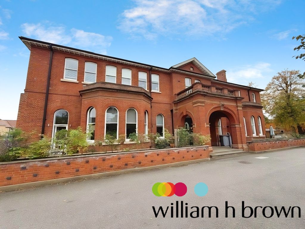 Property photo 1 of 7 Front