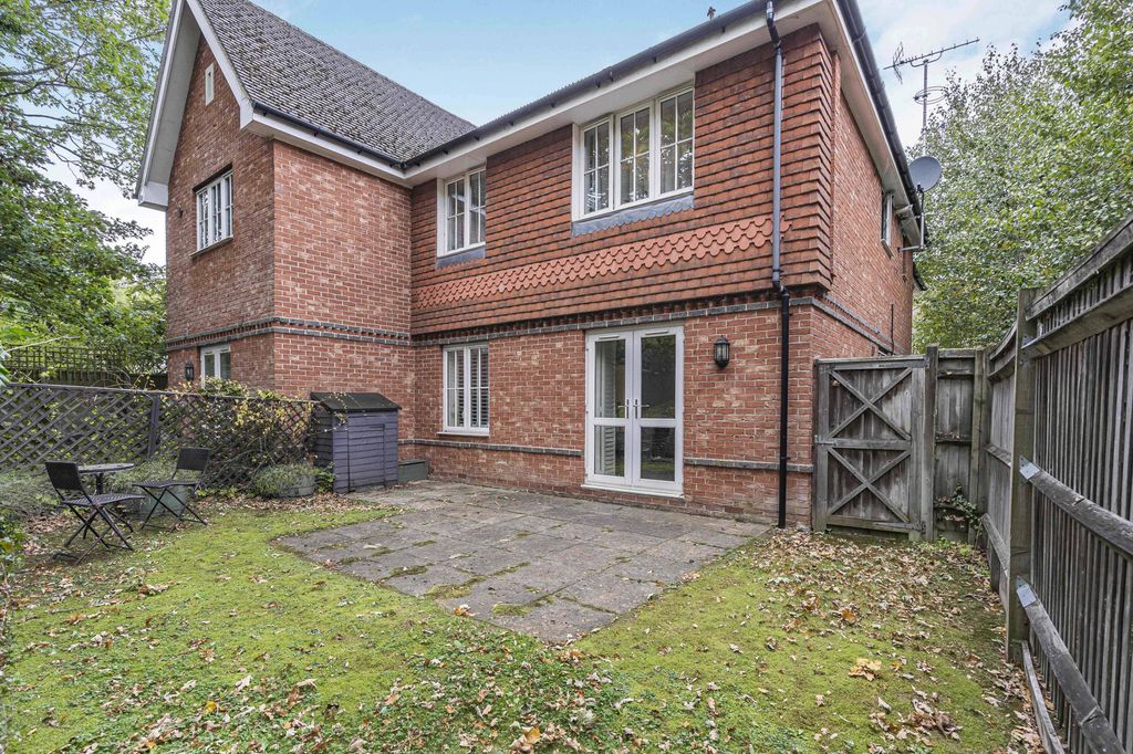 Property photo 3 of 14