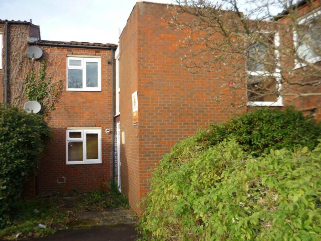 Property photo 1 of 4