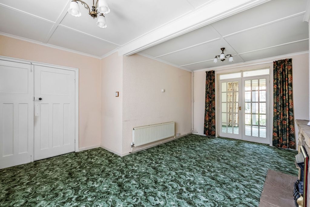 Property photo 3 of 21