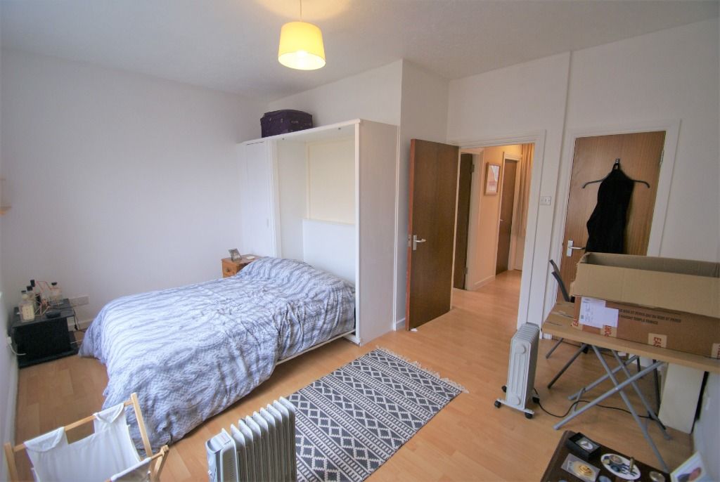 Property photo 3 of 4