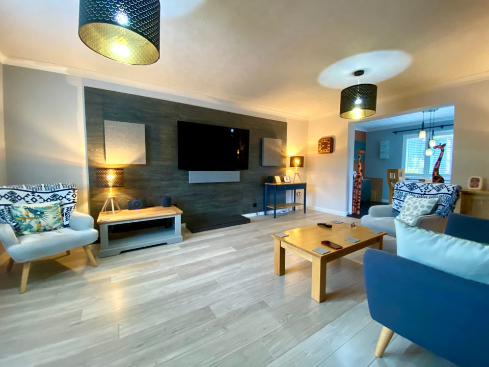Property photo 2 of 20 Image00014