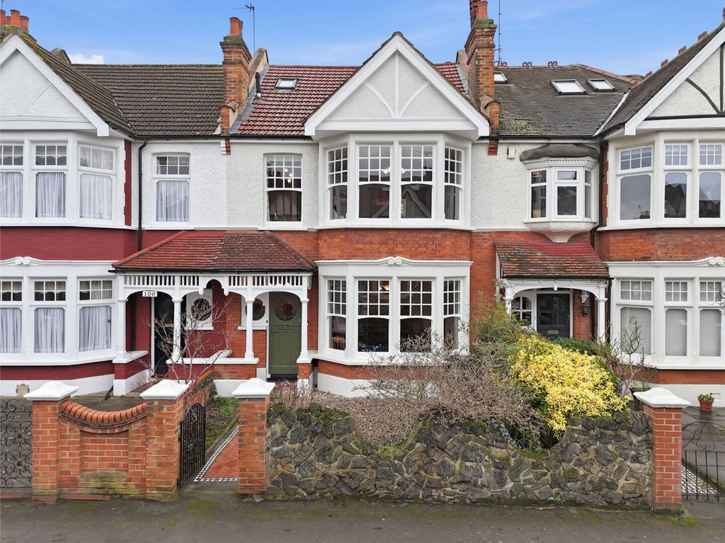 Property photo 1 of 35