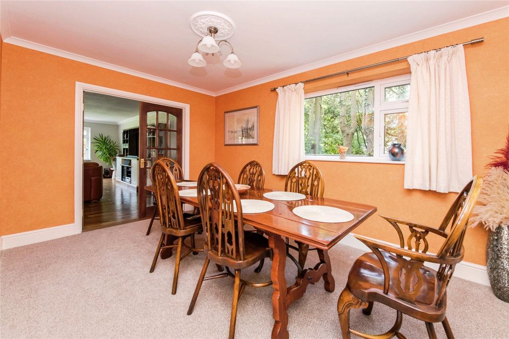 Property photo 3 of 25 Picture No. 05