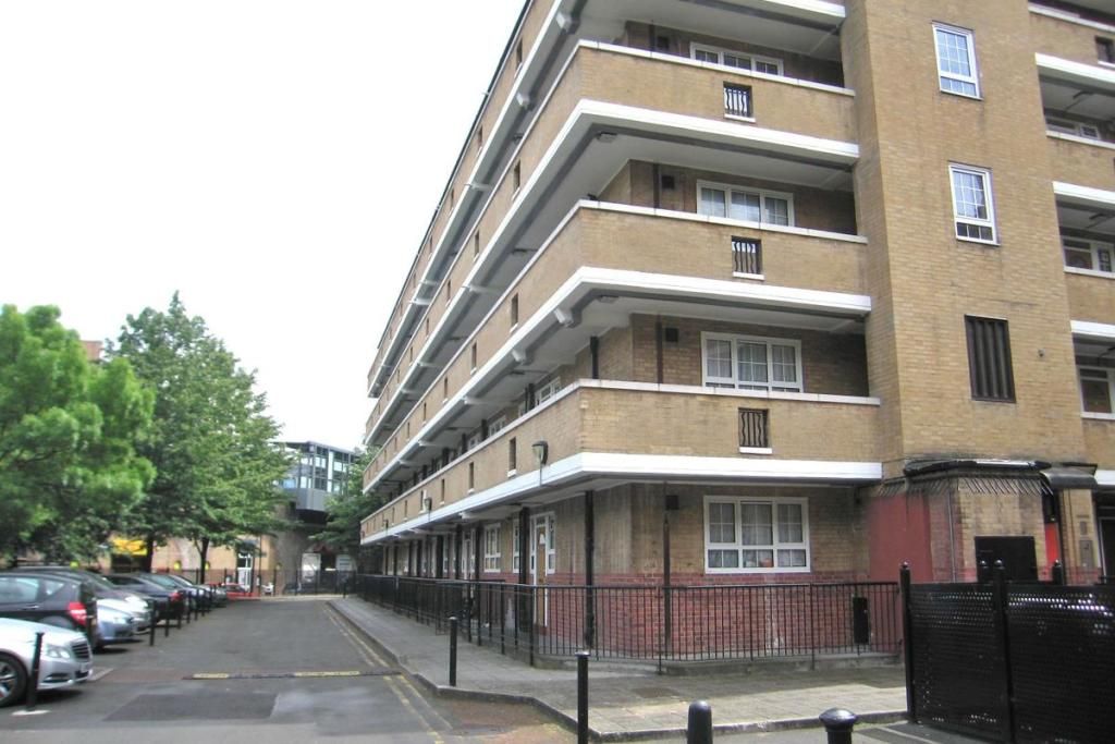 Property photo 1 of 6 1 Bedroom Flat For Sale