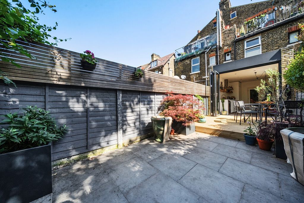 Property photo 3 of 13 1466565-17-6A16c8...