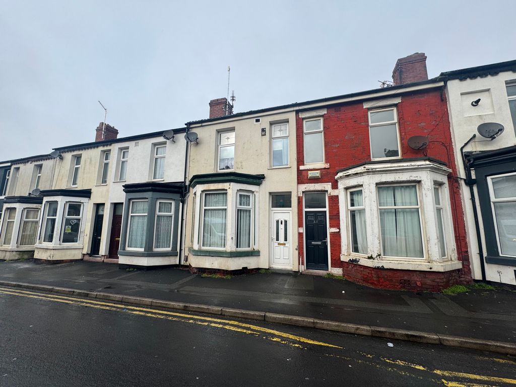 Property photo 1 of 9